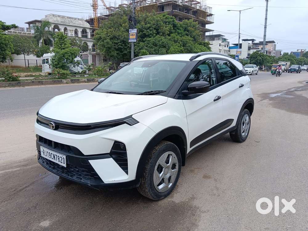 Tata Nexon Pure 1.5 Revotorq Diesel 6mt, 2024, Diesel