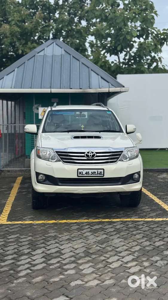 Toyota Fortuner 4x4 Low Km Driven