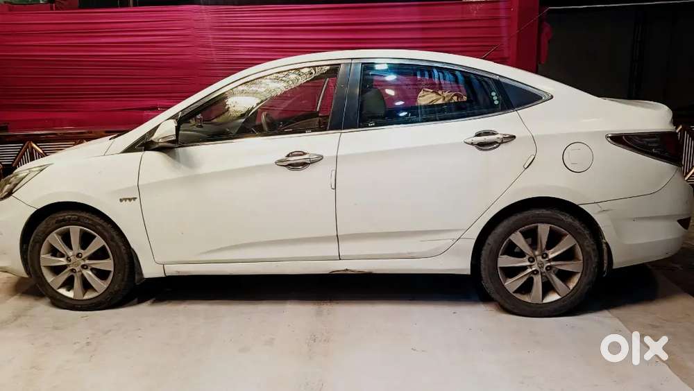 Hyundai Verna 1.6 Vtvt Sx 2013