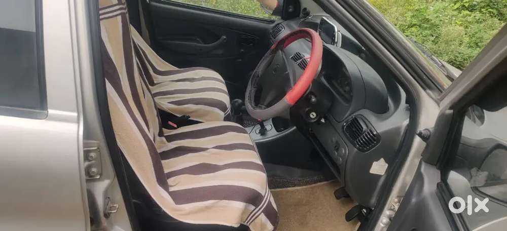 2011 Tata Indica V2
