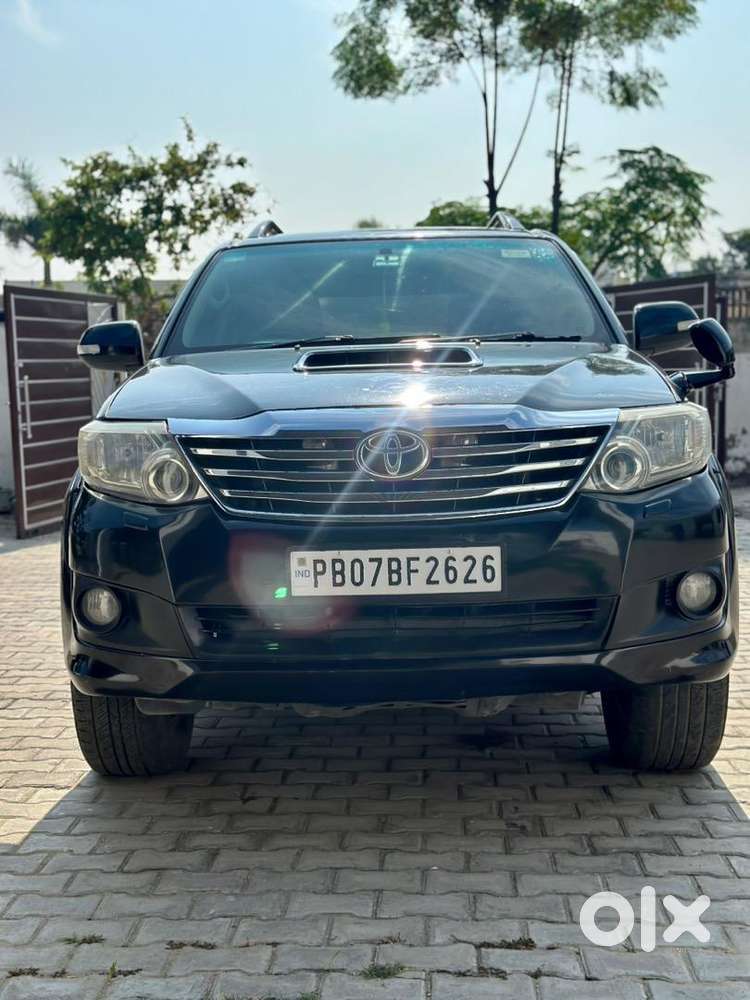 Toyota Fortuner 2013 Diesel Well Maintained