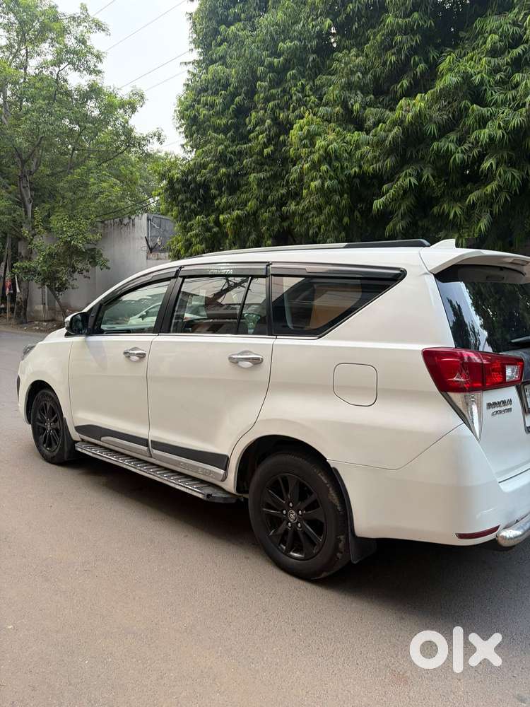 Toyota Innova Crysta 2.7 Vx Mt, 2019, Diesel