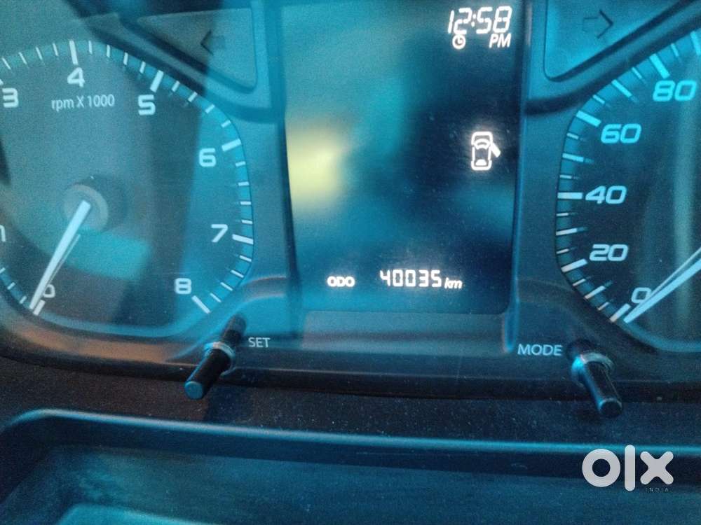 Tata Punch, 2022, Petrol