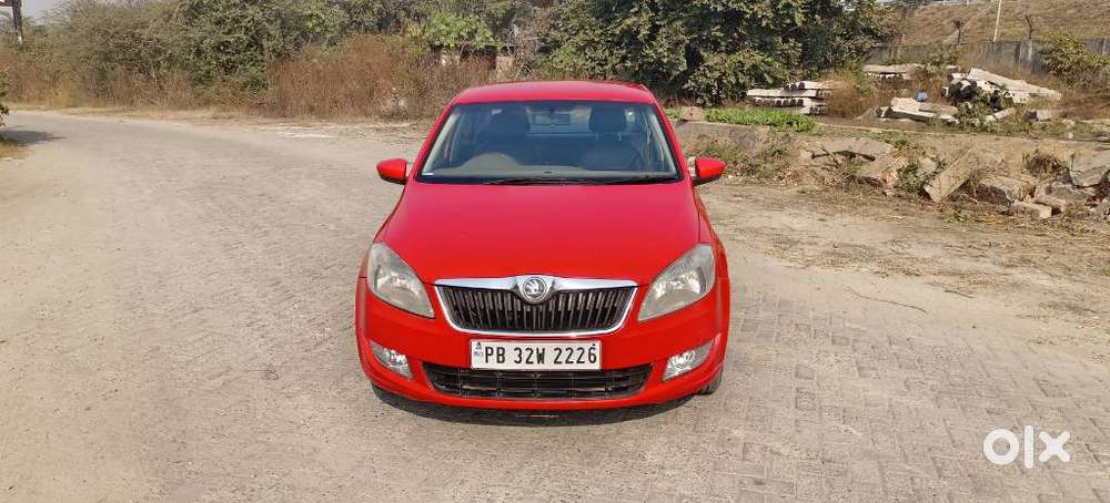 Skoda Rapid 2013-2016 1.6 Mpi At Elegance, 2013, Diesel