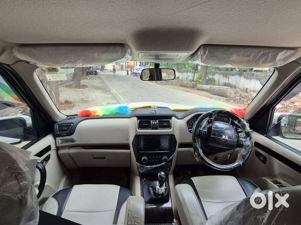 Mahindra Scorpio Classic 2.2 S 11 Mt 7 Str, 2021, Diesel