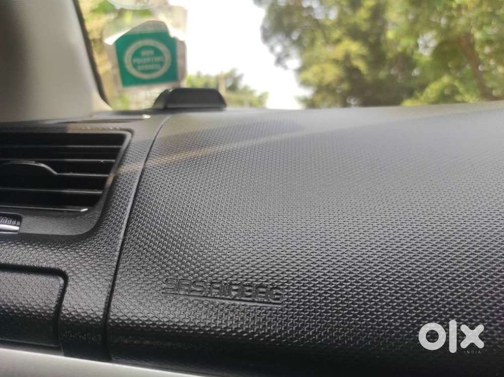 Maruti Suzuki Swift Vxi Optional, 2017, Petrol