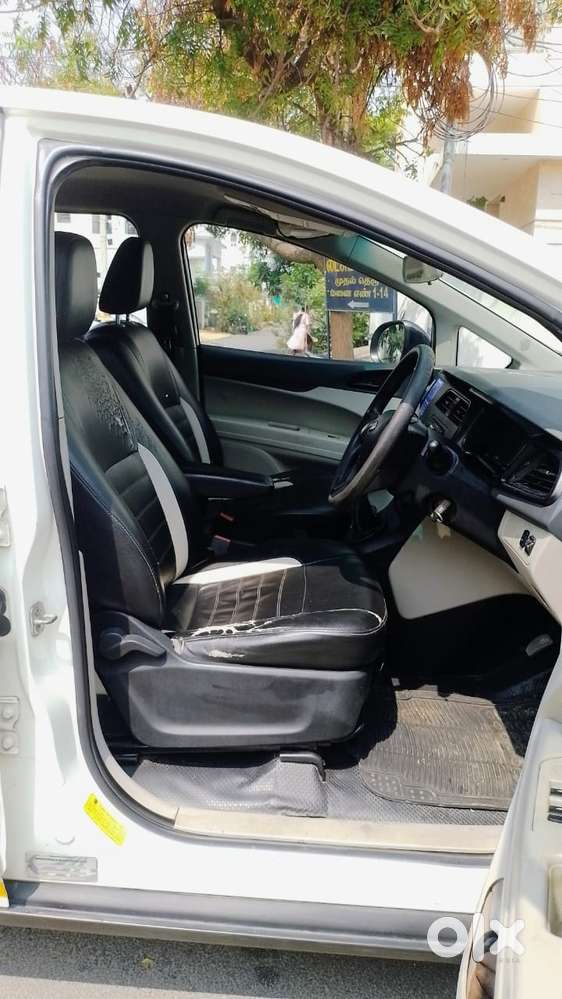 Mahindra Marazzo, 2020, Diesel