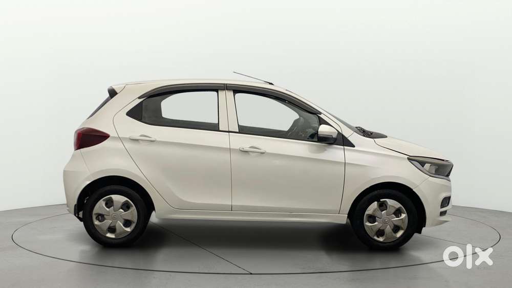 Tata Tiago 1.05 Revotorq Xt Option, 2021, Petrol