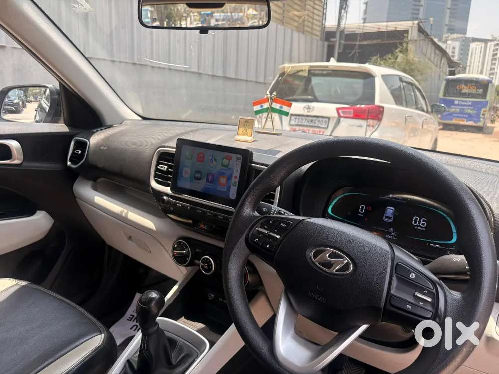 Hyundai Venue 2023 Petrol Good Condition