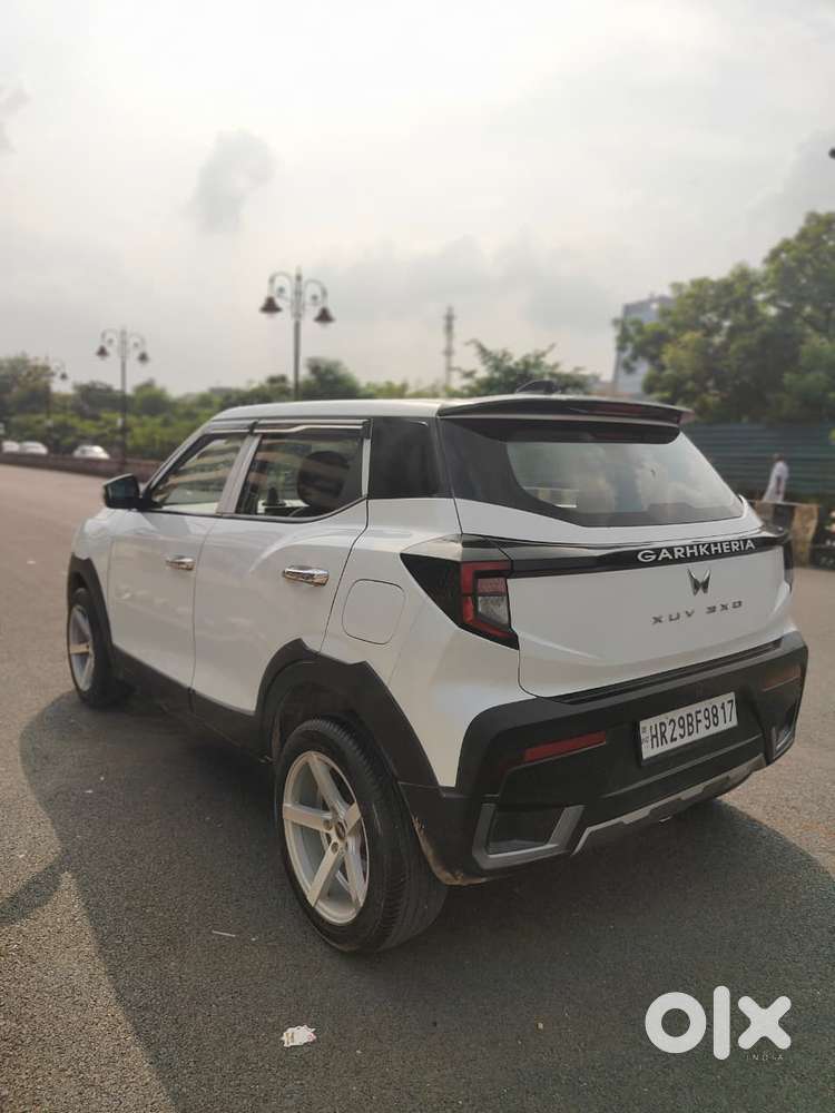 Mahindra Xuv 3xo, 2025