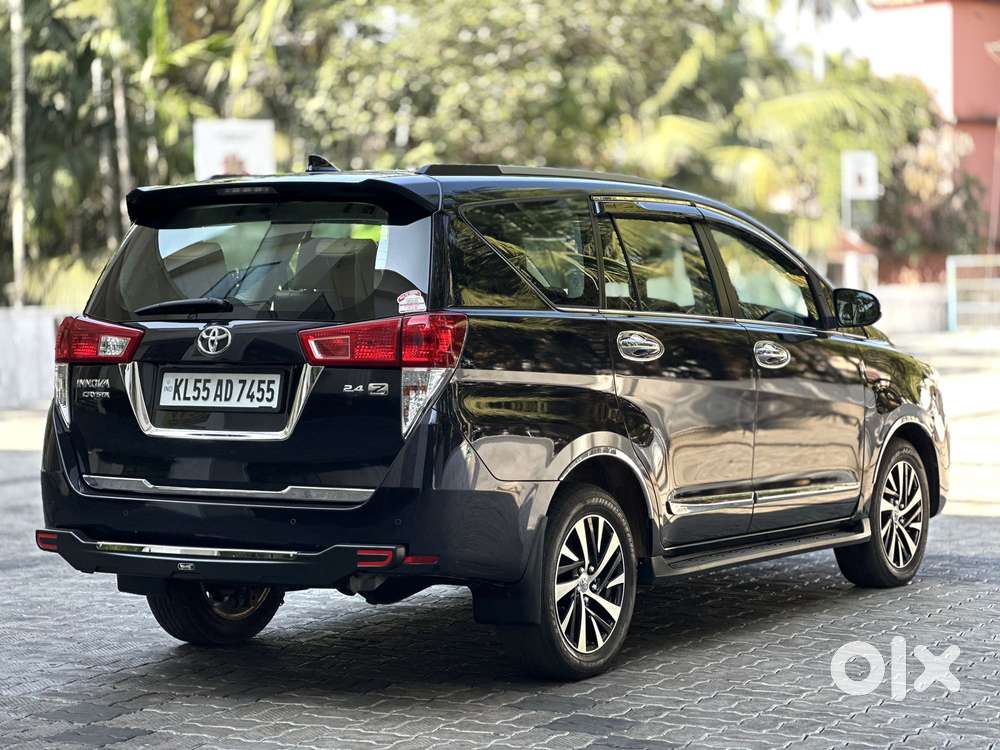 Toyota Innova Crysta 2.8 Zx At 7 Seater, 2021, Diesel