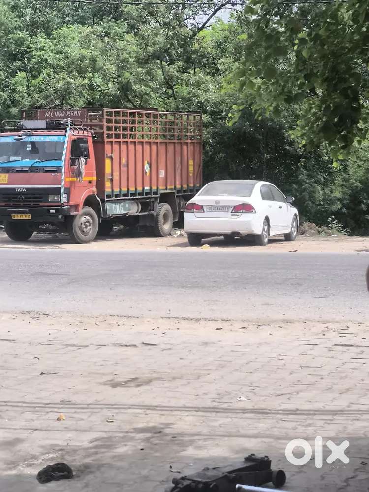 Honda Civic 2011 Cng & Hybrids 80000 Km Driven