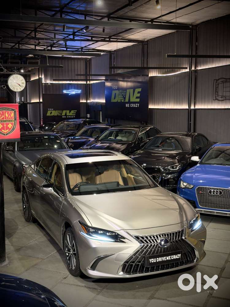 Lexus Es 300h Luxury, 2022, Petrol