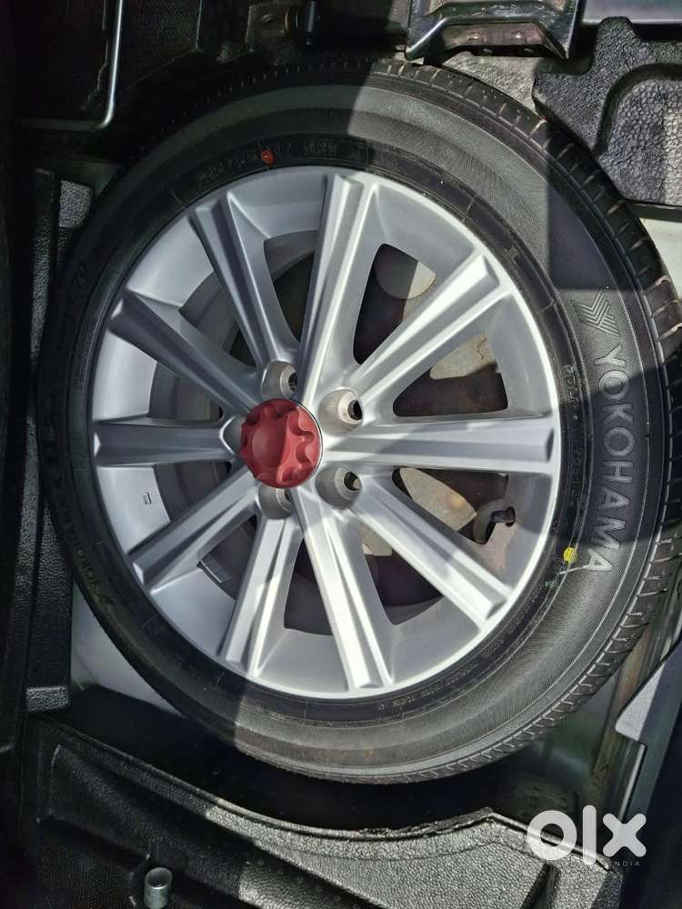 Toyota Camry Hybrid, 2014