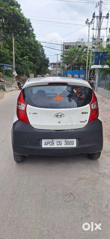 Hyundai Eon Magna +, 2013, Petrol