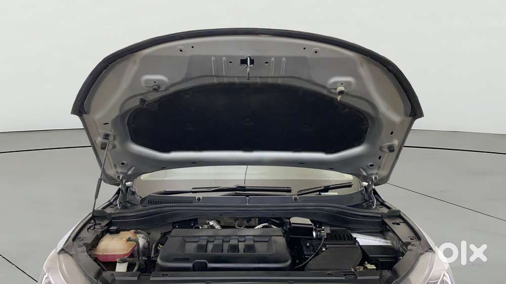 Mahindra Xuv700 2.2 Ax 7 Diesel Mt Str, 2023, Diesel