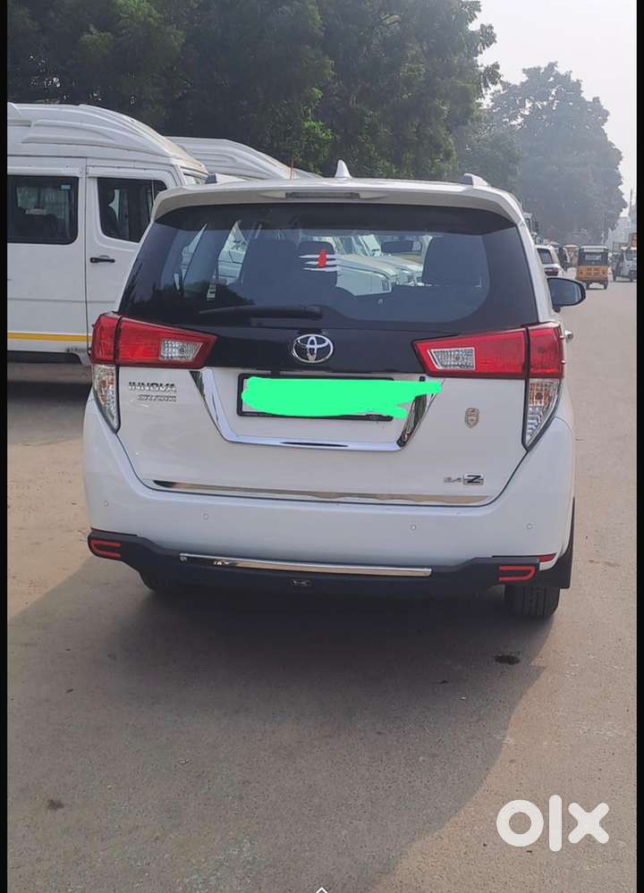 Toyota Innova Crysta Diesel 2025