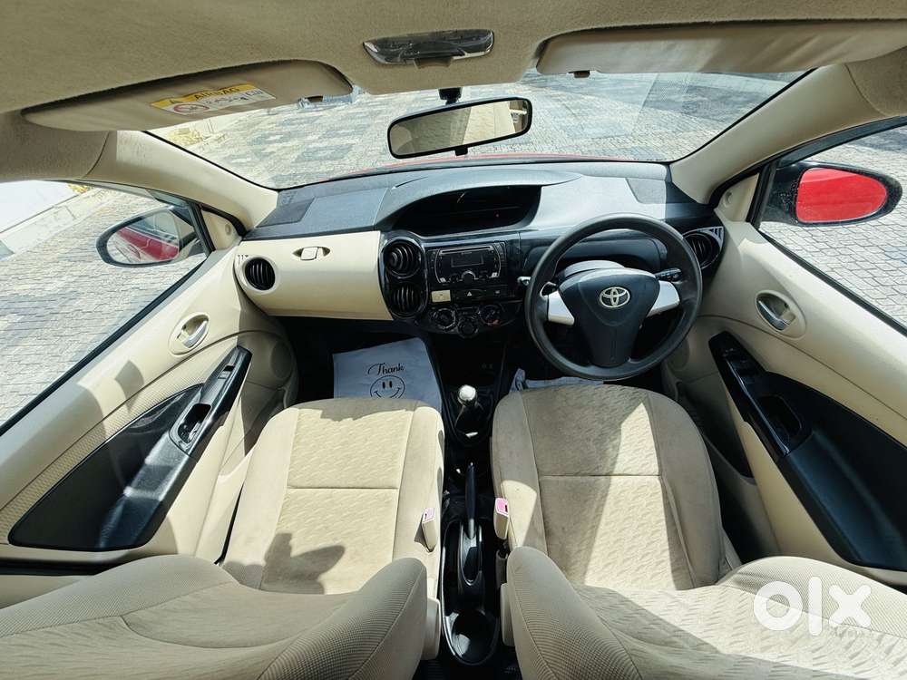 Toyota Etios Liva 1.2 Vx Dual Tone, 2017, Petrol