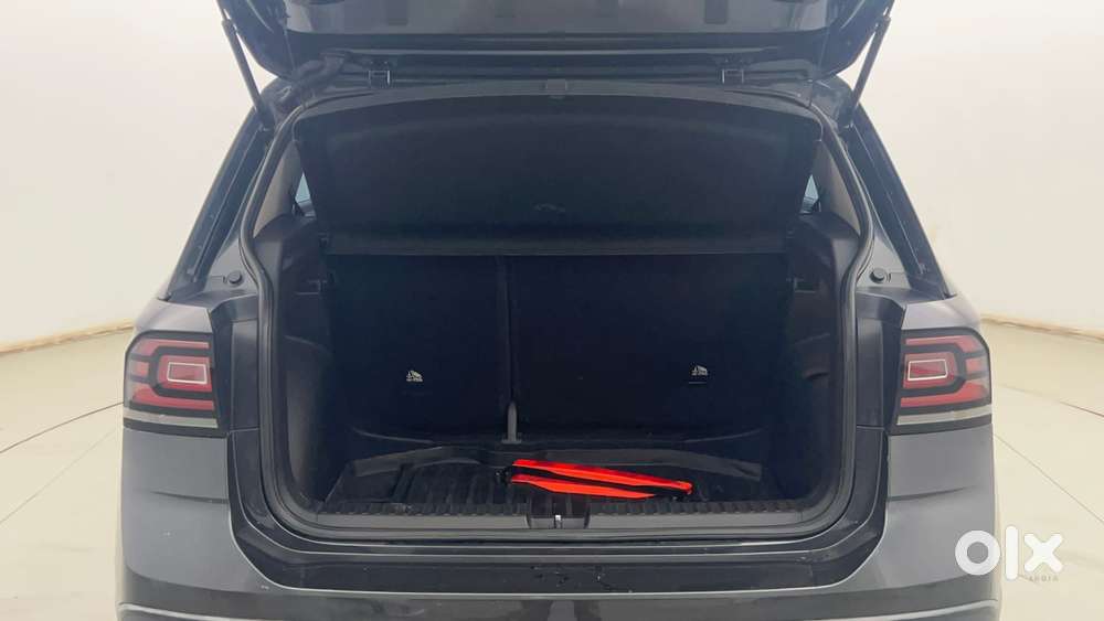 Volkswagen Taigun Topline 1.0 Tsi At (electric Seats), 2023, Petrol
