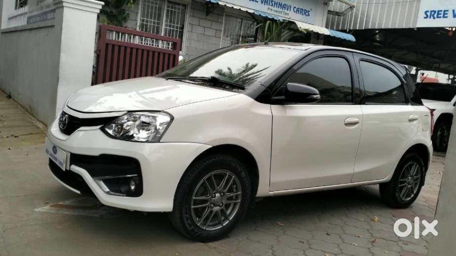 Toyota Etios Liva 1.2 Vx Dual Tone, 2018, Petrol