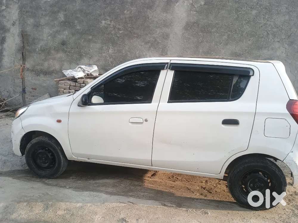 Car Sale Kar Raha Hu
