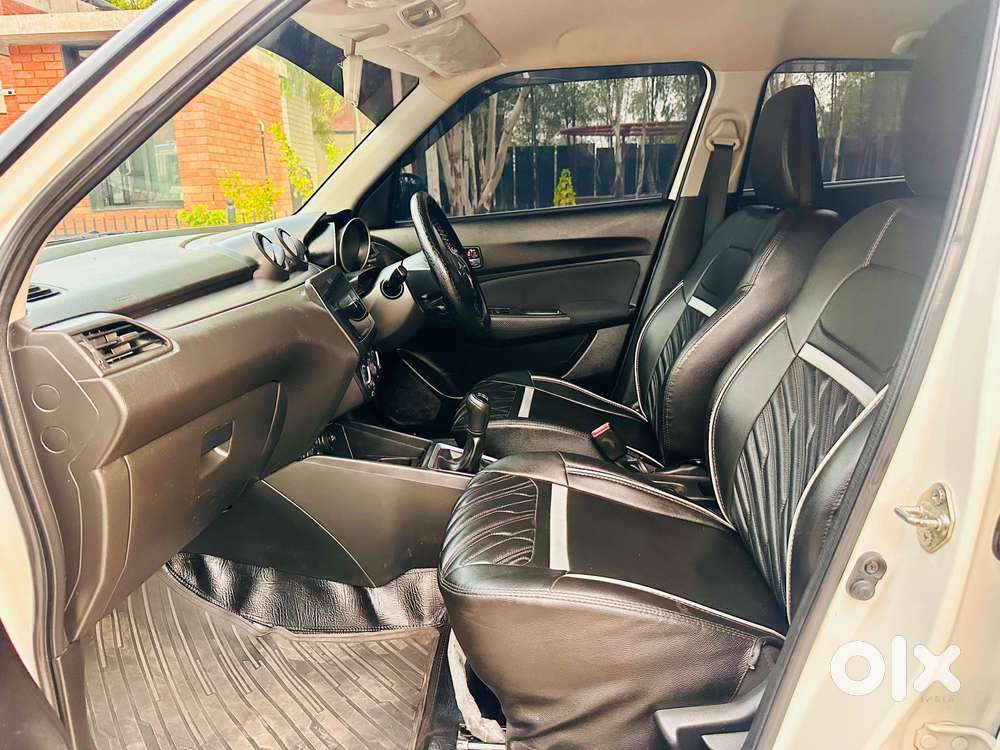 Maruti Suzuki Swift Vxi + Manual, 2023, Petrol