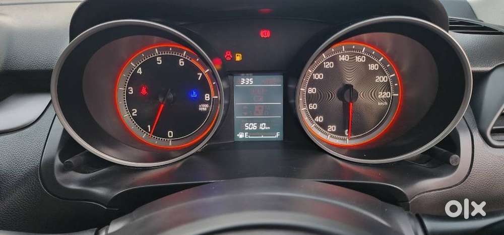 Maruti Suzuki Swift Vxi + Manual, 2022, Petrol