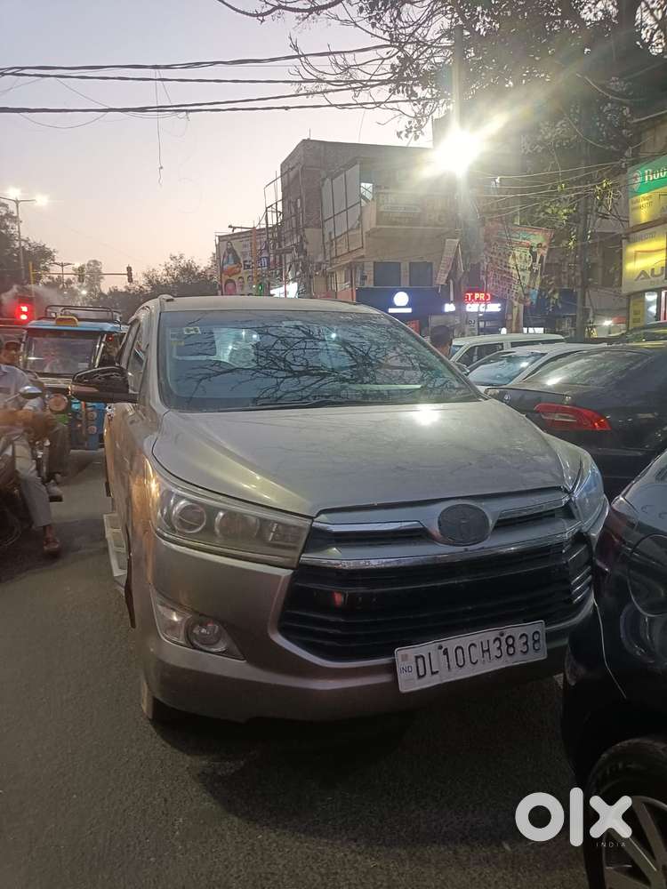 Toyota Innova Crysta 2.8z Automatic, 2016, Diesel