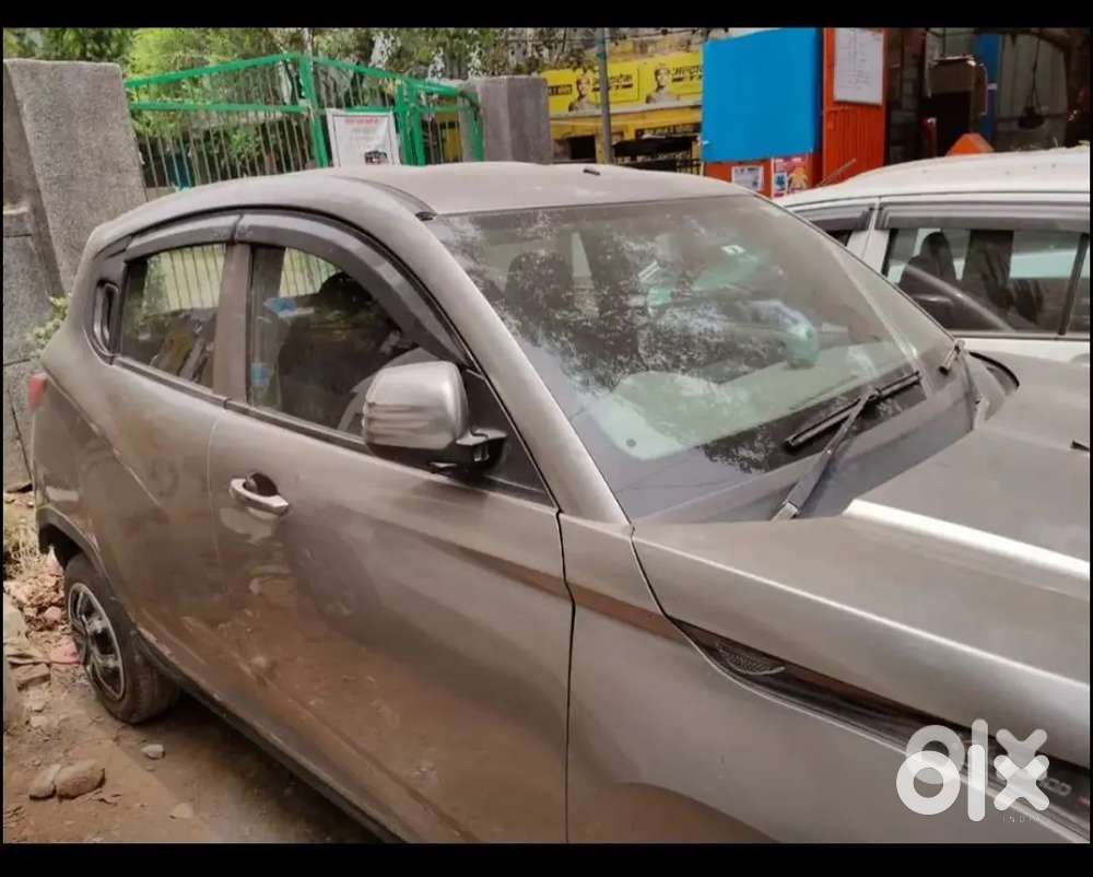 Mahindra Kuv 100 2016 Petrol 48000 Km Driven