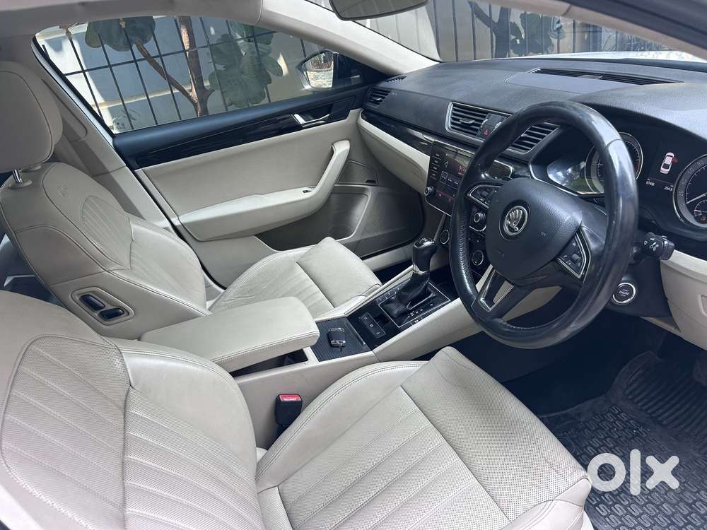 Skoda Superb Lk 1.8 Tsi At, 2017, Petrol