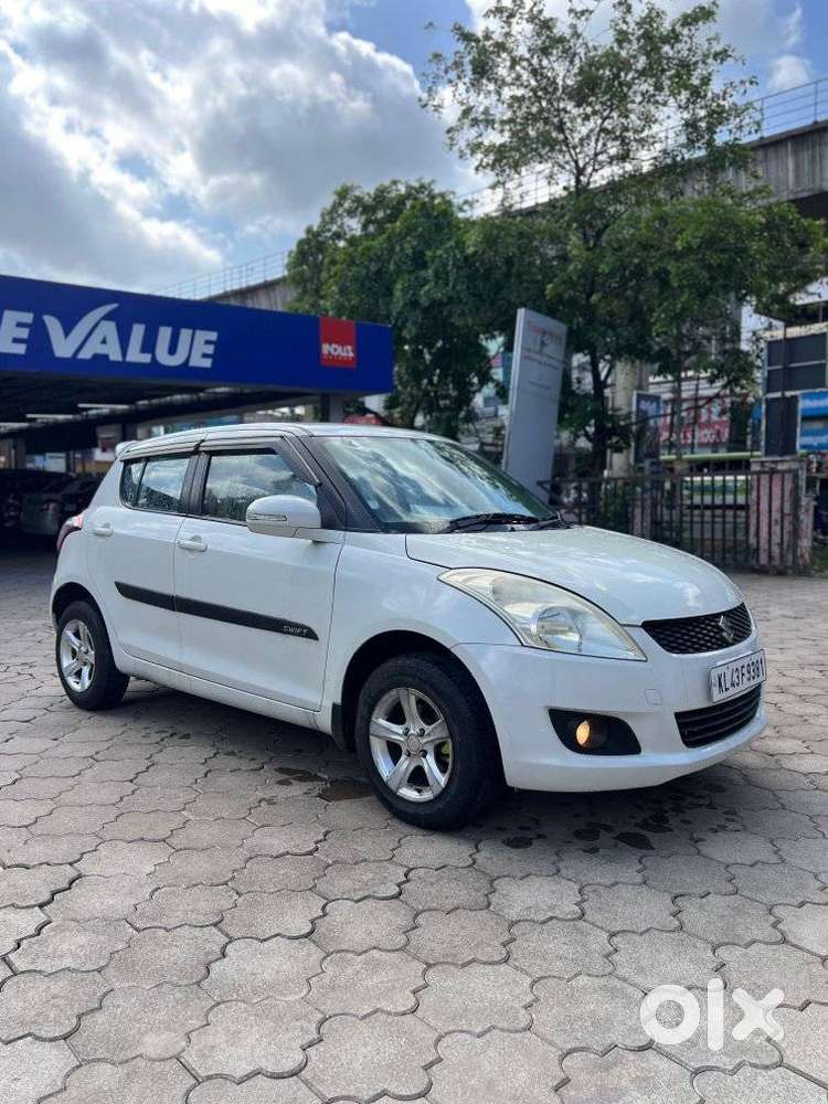 Maruti Suzuki Swift Vxi, 2014, Petrol