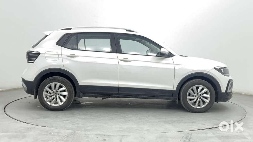 Volkswagen Taigun 1.0 Tsi Highline At, 2022, Petrol