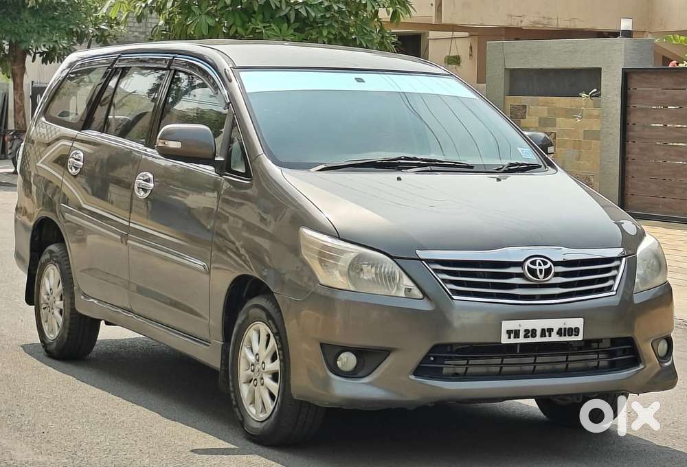 Toyota Innova 2.0 V, 2012, Diesel