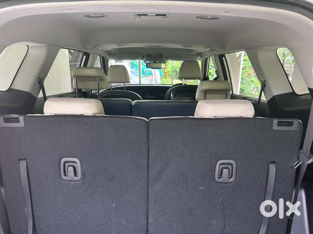 Kia Carens Petrol 2023