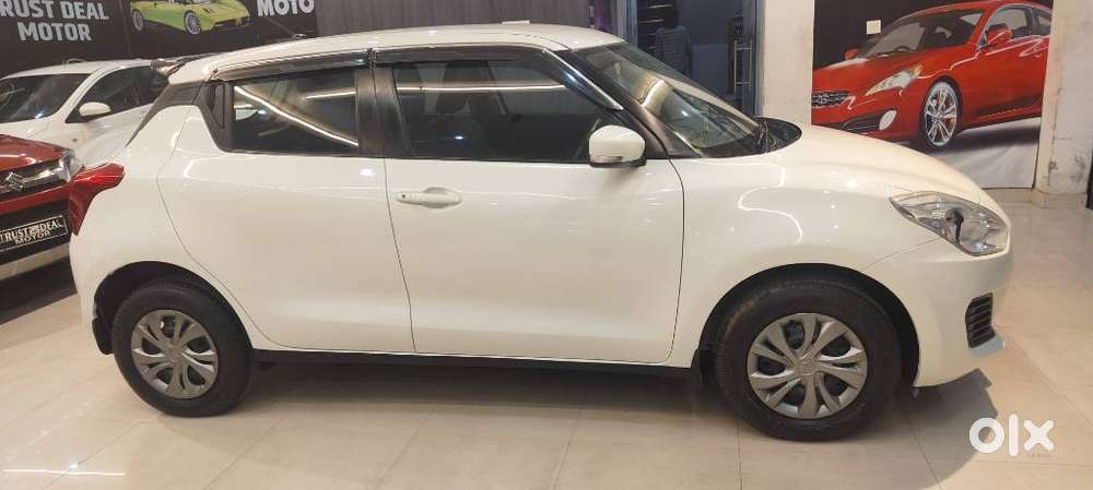 Maruti Suzuki Swift Vxi, 2021