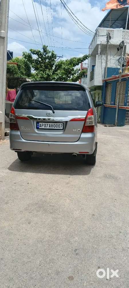 Toyota Innova 2007 Diesel 270000 Km Driven