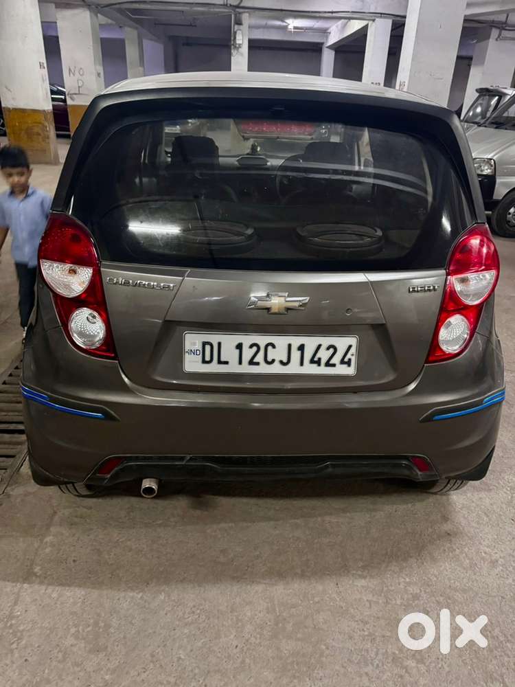 Chevrolet Beat Petrol 2015