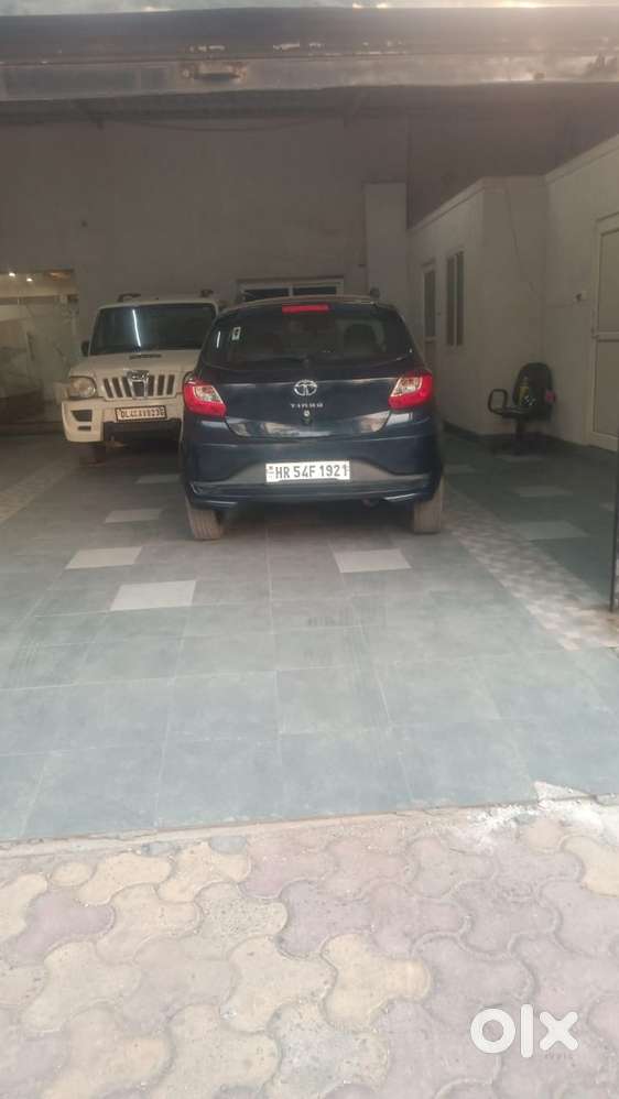 Tata Tiago Petrol 2024