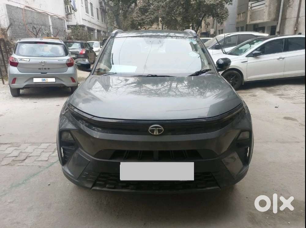 Tata Nexon Smart Plus Sunroof Petrol,1st Owner 3k Driven Only