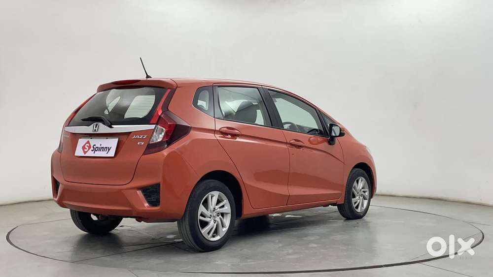 Honda Jazz [2020-2023] 1.2 V I-vtec Mt, 2016, Petrol