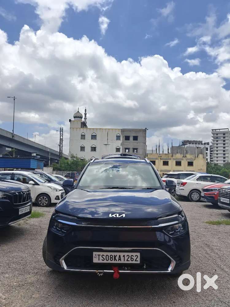 Kia Carens Luxury Plus 1.5 Diesel Imt 2023  7 Seater  Excellent Car