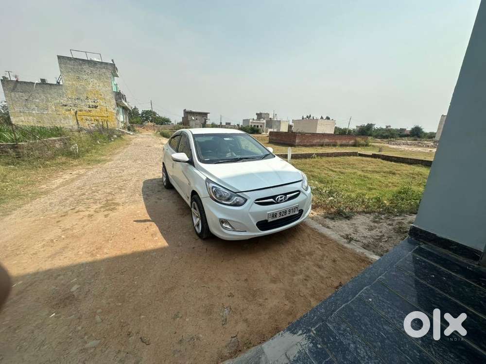 Hyundai Fluidic Verna 2012 Diesel 75417 Km Driven