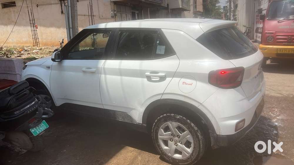 2019 Hyundai Venue Diesel Manual