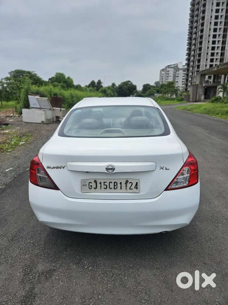 Nissan Sunny 2013 Petrol Well Maintained