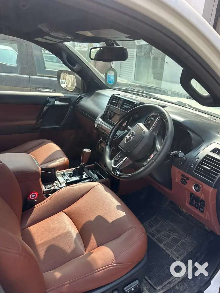 Toyota Land Cruiser Prado 2012