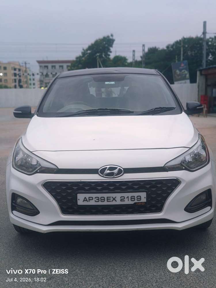 Hyundai Elite I20 Sportz Plus, 2020, Petrol