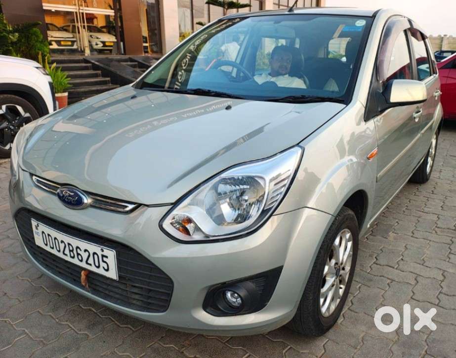 Ford Figo 1.2p Titanium Mt, 2012, Petrol