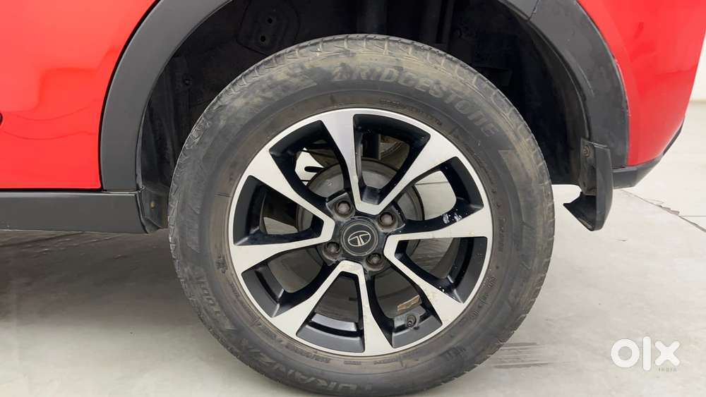 Tata Nexon 1.2 Revotron Xza Plus, 2021, Petrol
