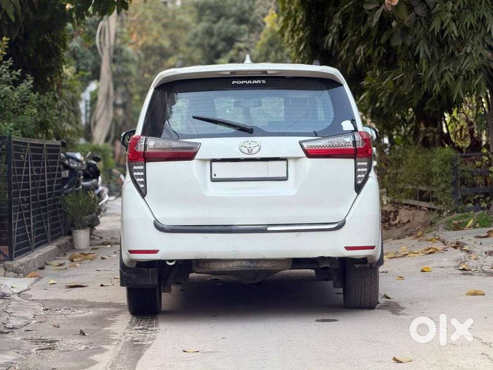 Toyota Innova Crysta