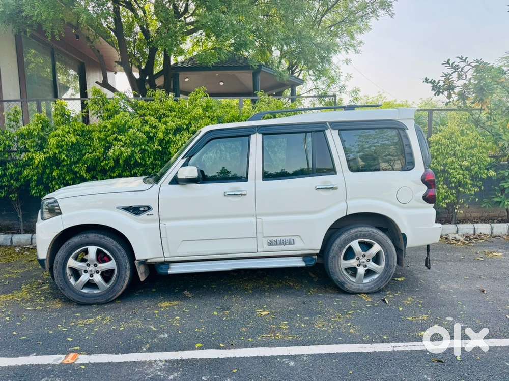 Mahindra Scorpio Classic 2021 Diesel Manual 54000 Km